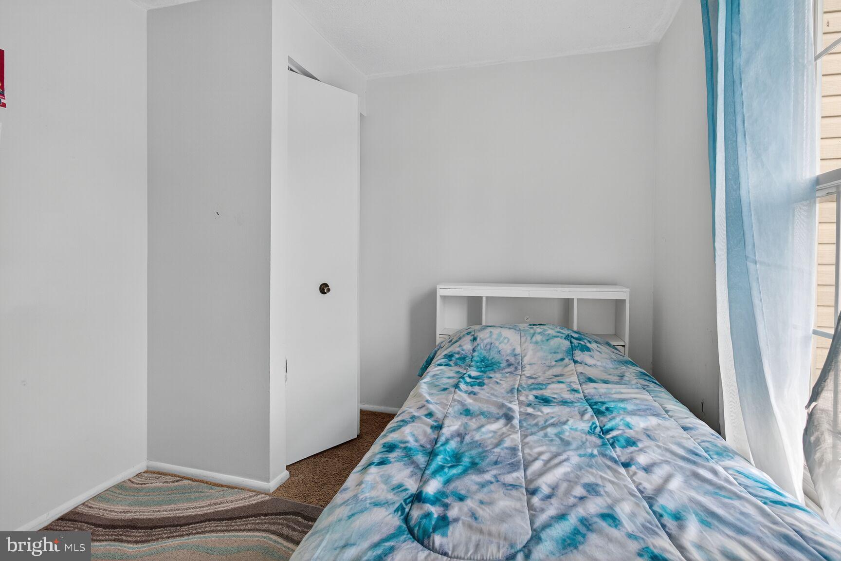FAIRBROOK - Residential