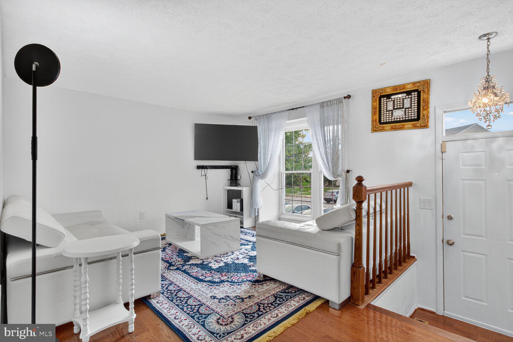 FAIRBROOK - Residential