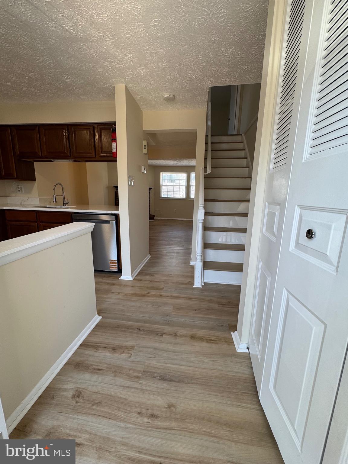 2832 NEW PROVIDENCE COURT