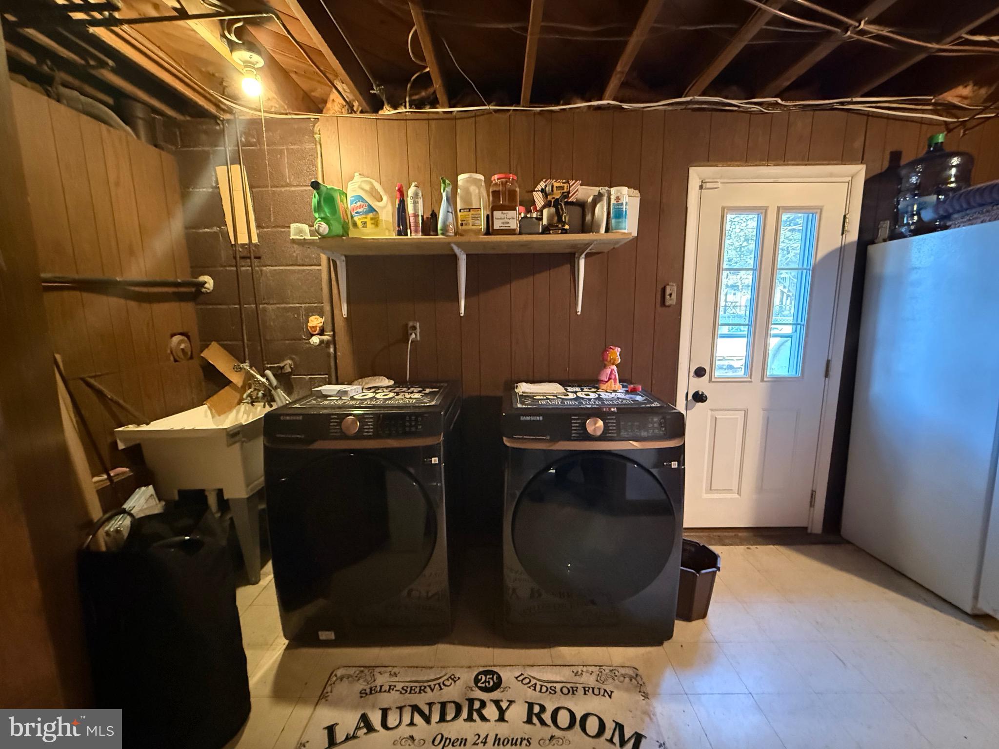 NORTH INDIAN HEAD ESTATES - Residential