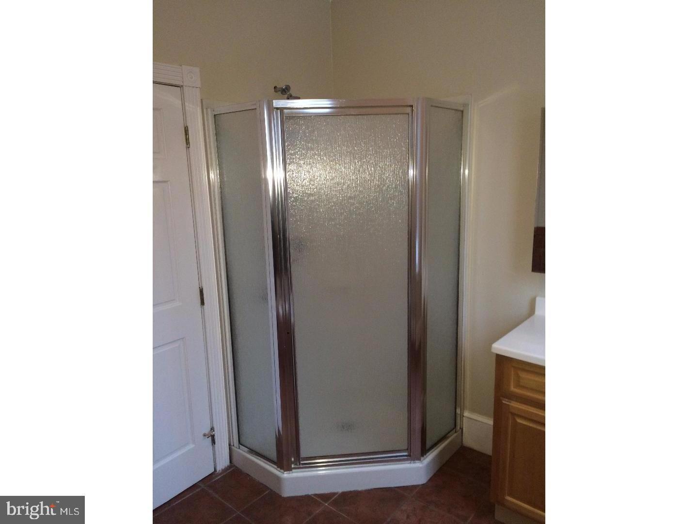 TORRESDALE - Residential Lease