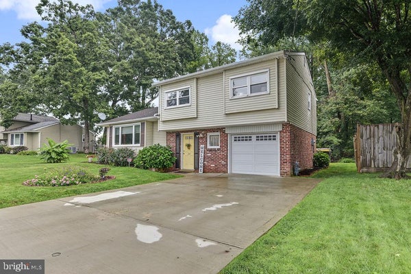 29 E CHEROKEE DR, NEWARK, DE 19713 - Image c121d09de9fa65a3877f07f9d55f2f00/3481436385