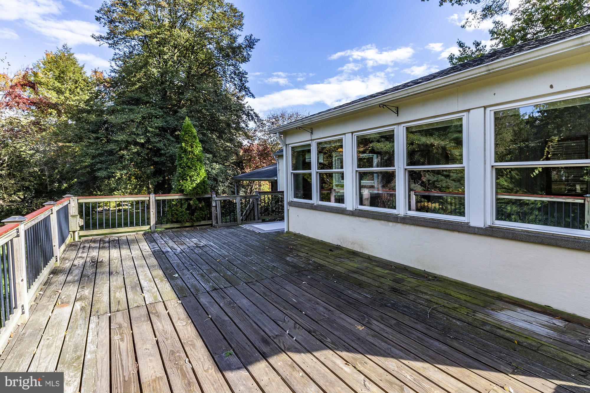 1207 CARR ROAD
