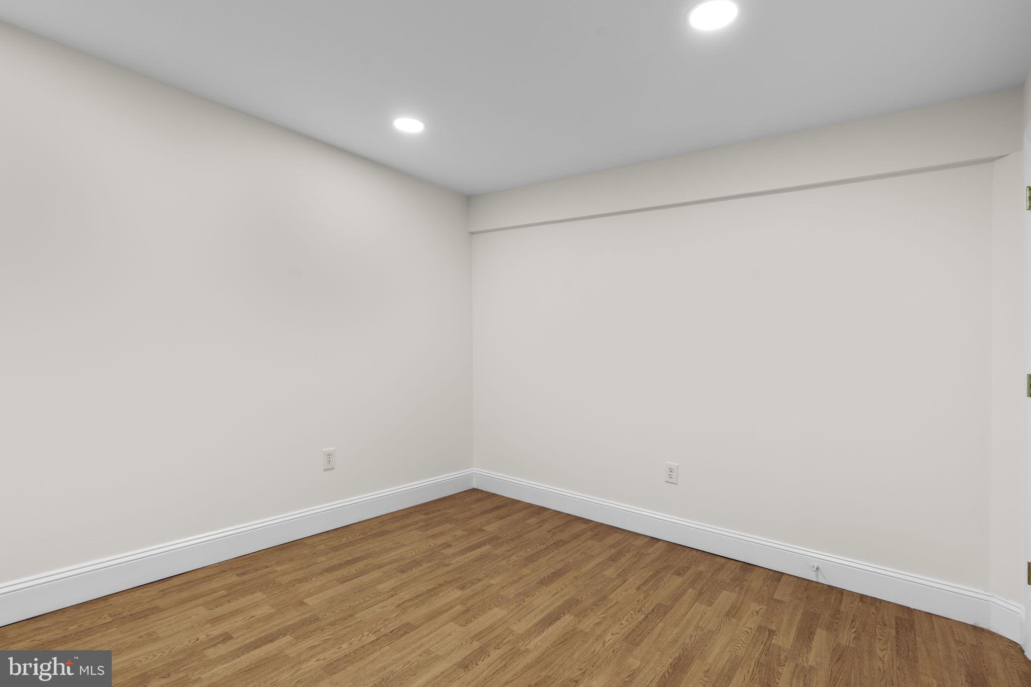 GROVEMONT - Residential