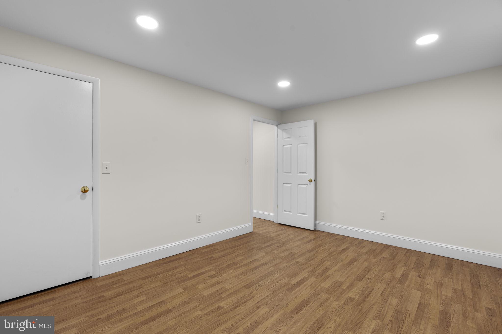 GROVEMONT - Residential