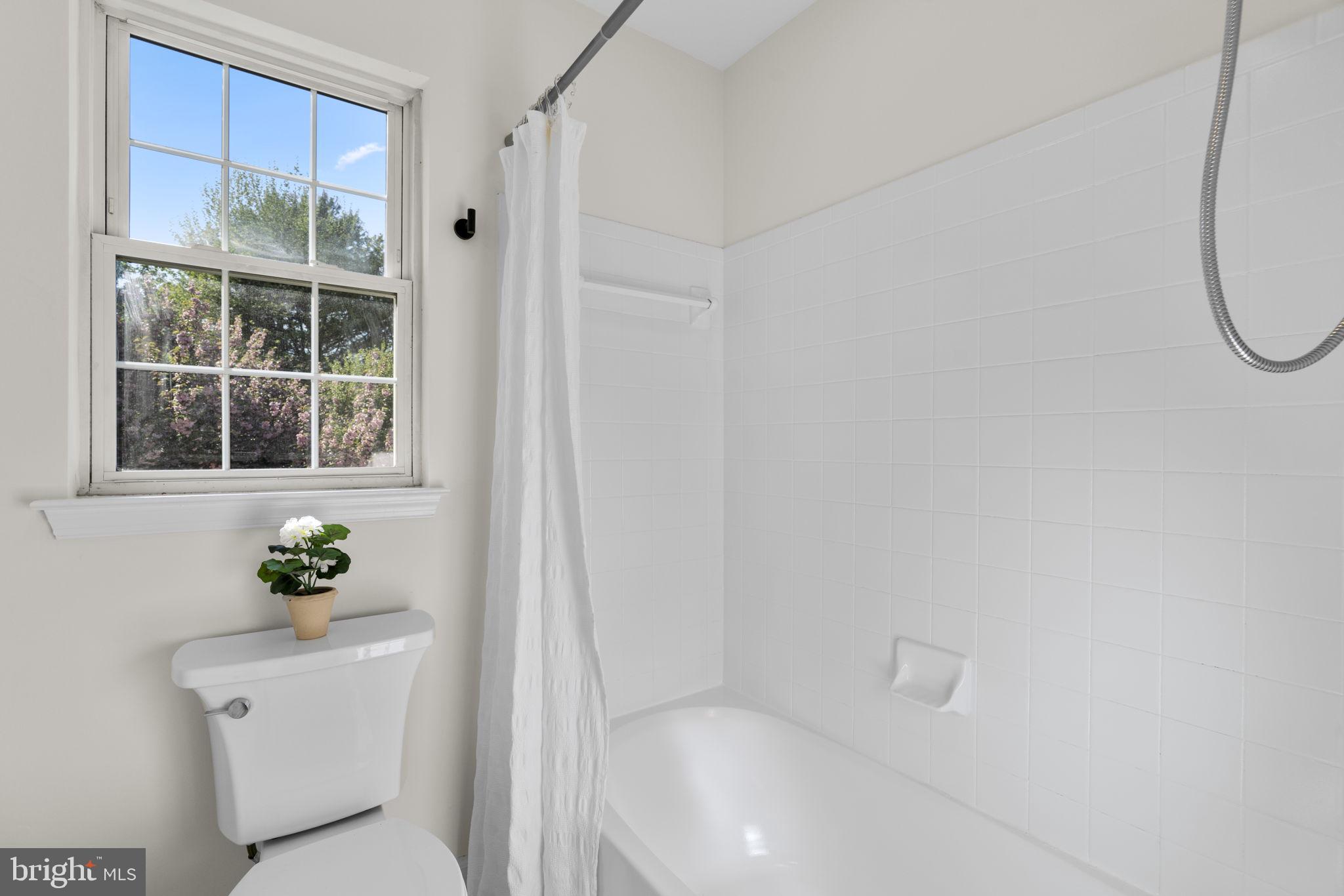 GROVEMONT - Residential