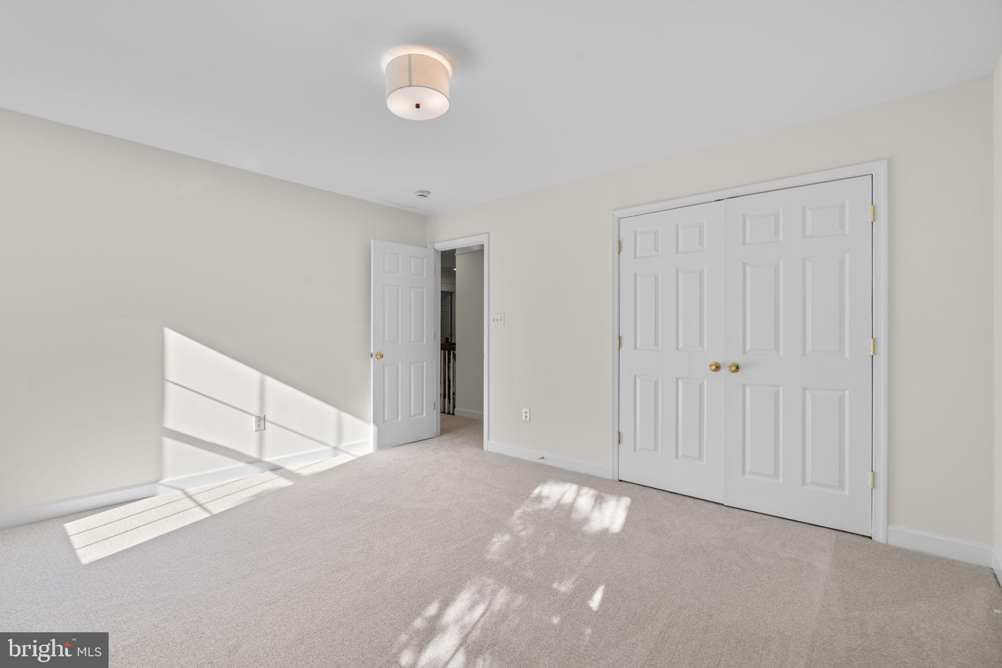 GROVEMONT - Residential