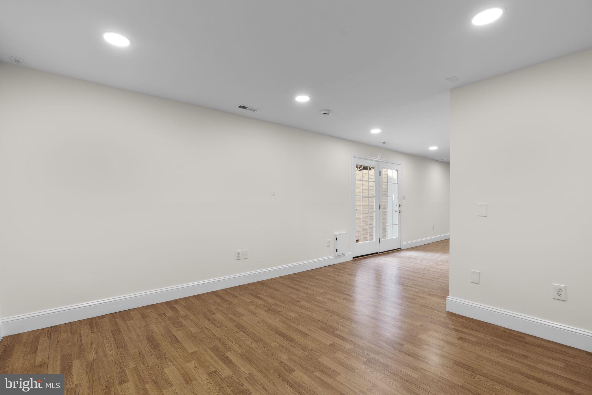 GROVEMONT - Residential