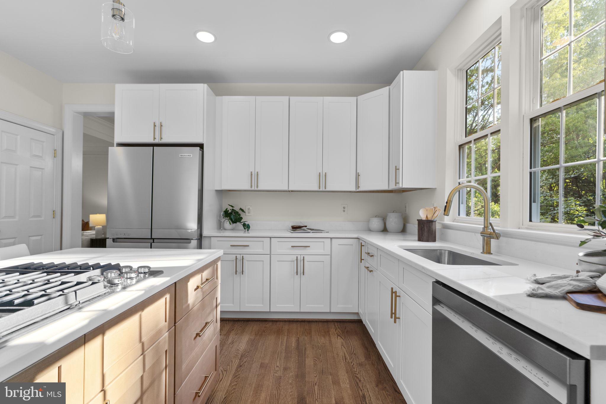 GROVEMONT - Residential