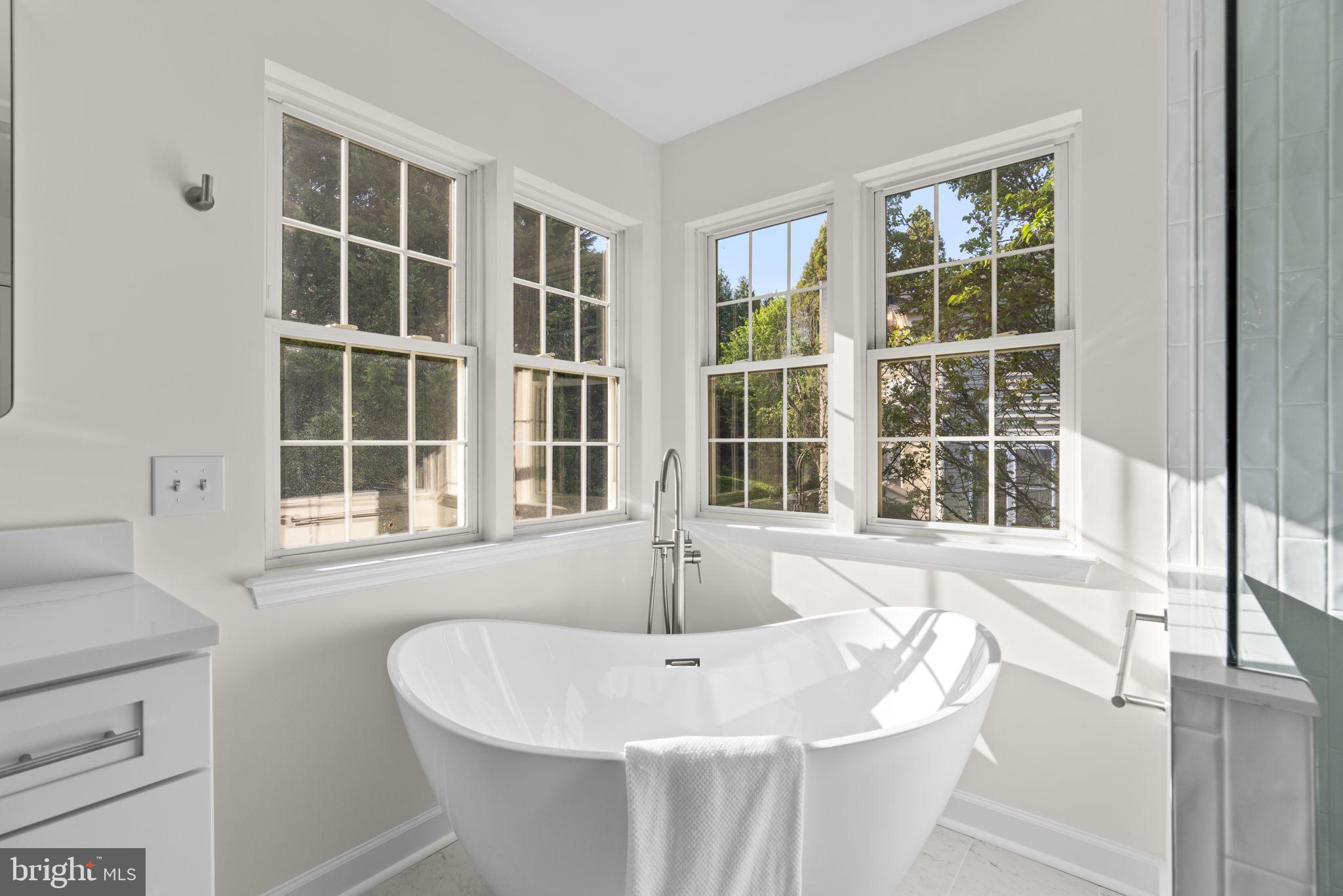 GROVEMONT - Residential