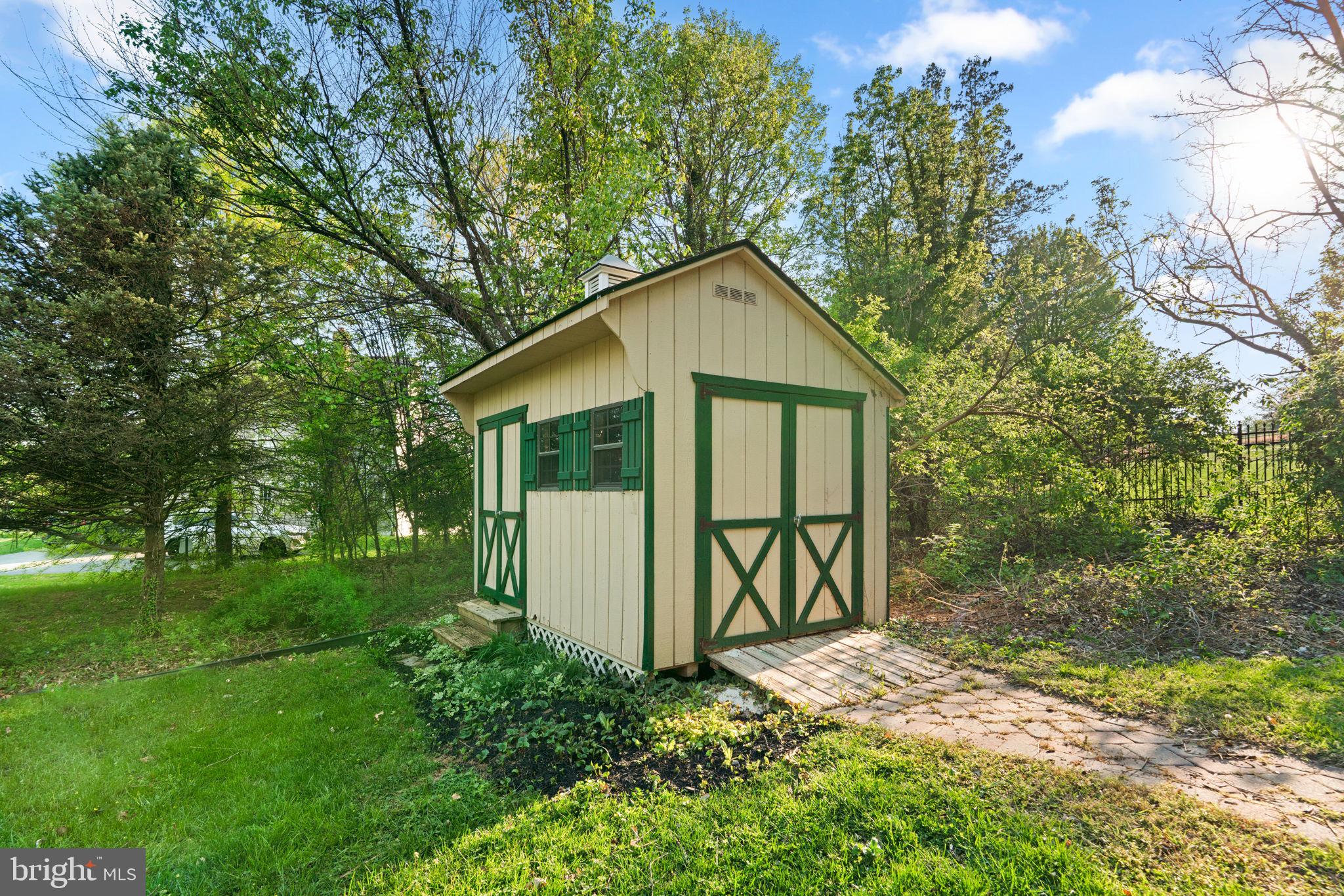 GROVEMONT - Residential