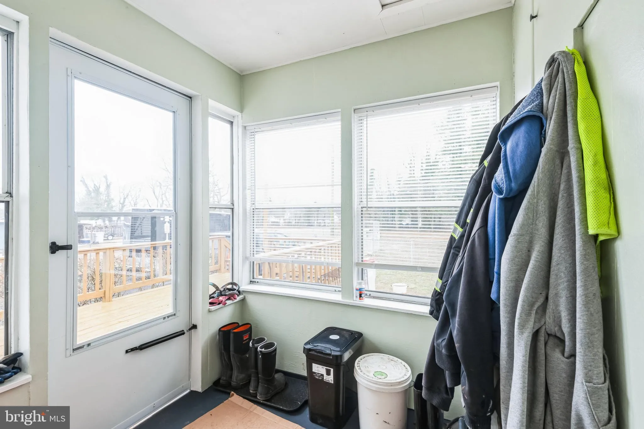 Vineland, New Jersey 08360, United States, 3 Bedrooms Bedrooms, ,2 BathroomsBathrooms,Residential,Active,6902