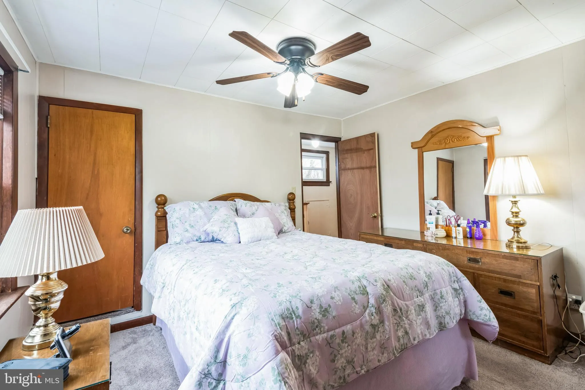 Vineland, New Jersey 08360, United States, 3 Bedrooms Bedrooms, ,2 BathroomsBathrooms,Residential,Active,6902