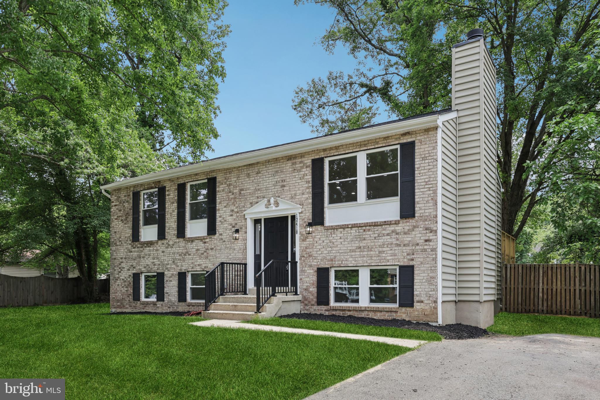12410 GABLE LANE