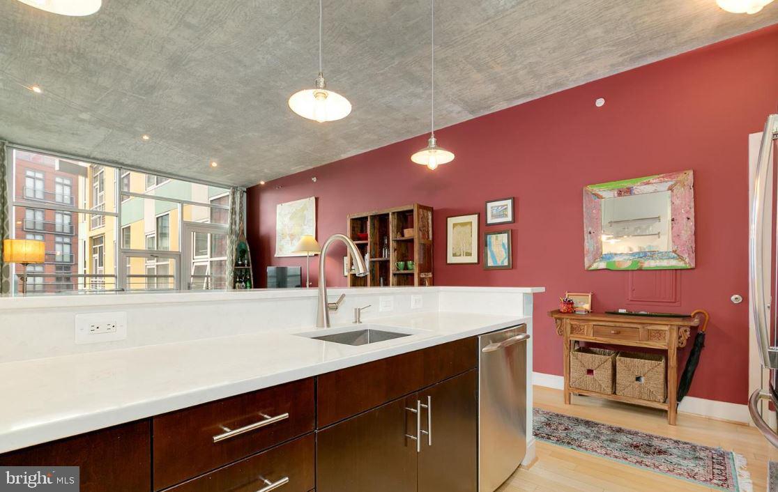 SHAW - Residential Lease