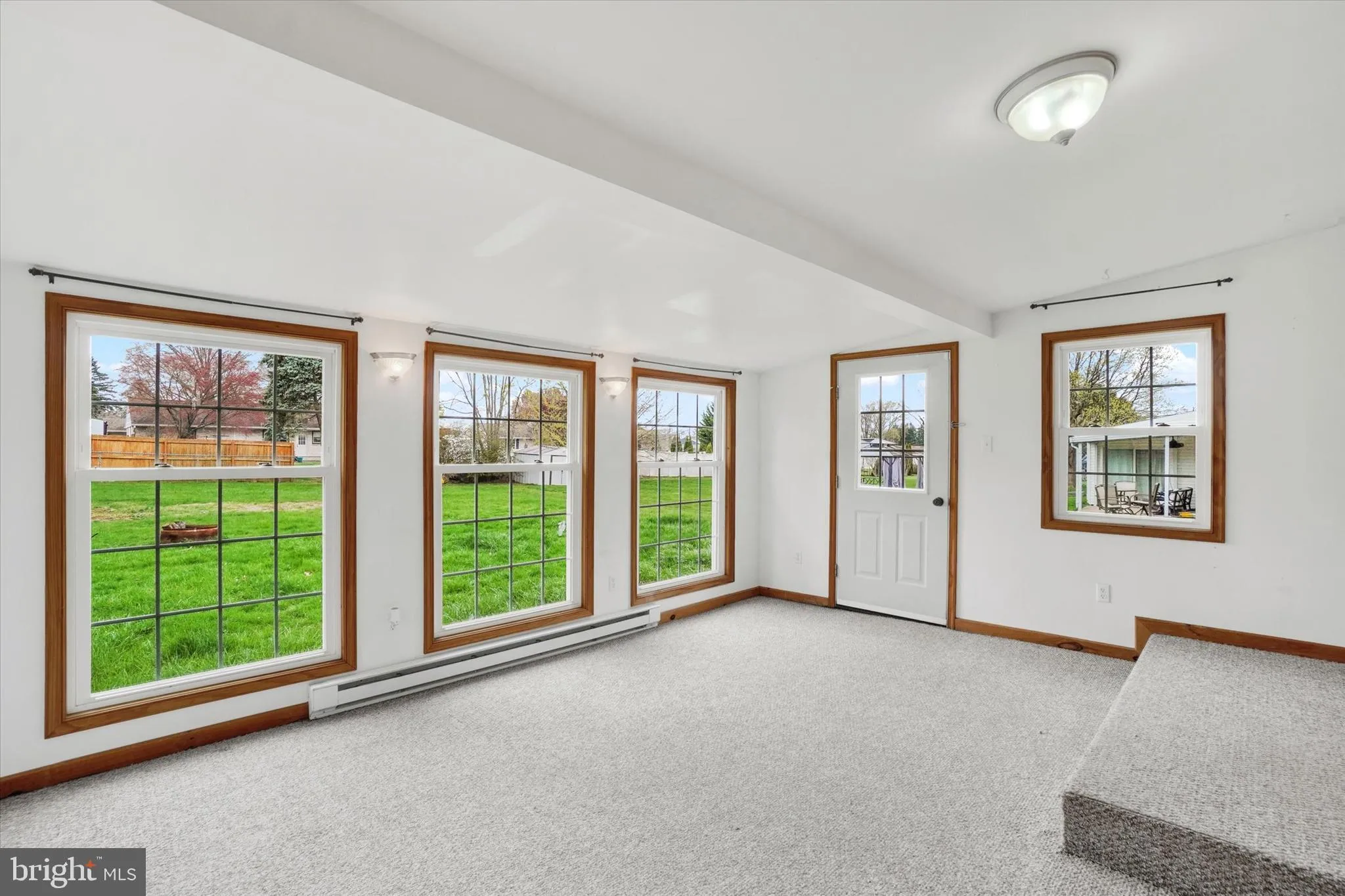 Dover, Pennsylvania 17315, United States, 3 Bedrooms Bedrooms, ,3 BathroomsBathrooms,Residential,Pending,109015