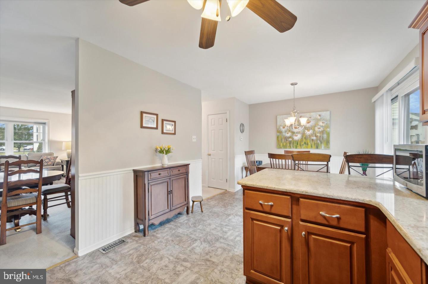 CAMBRIDGE SQ - Residential Lease