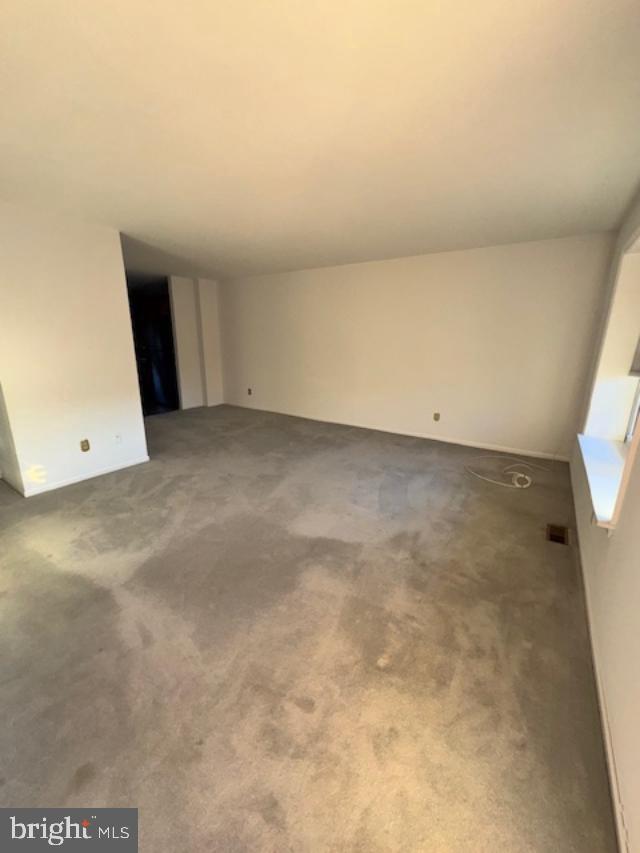 CAMBRIDGE SQ - Residential Lease