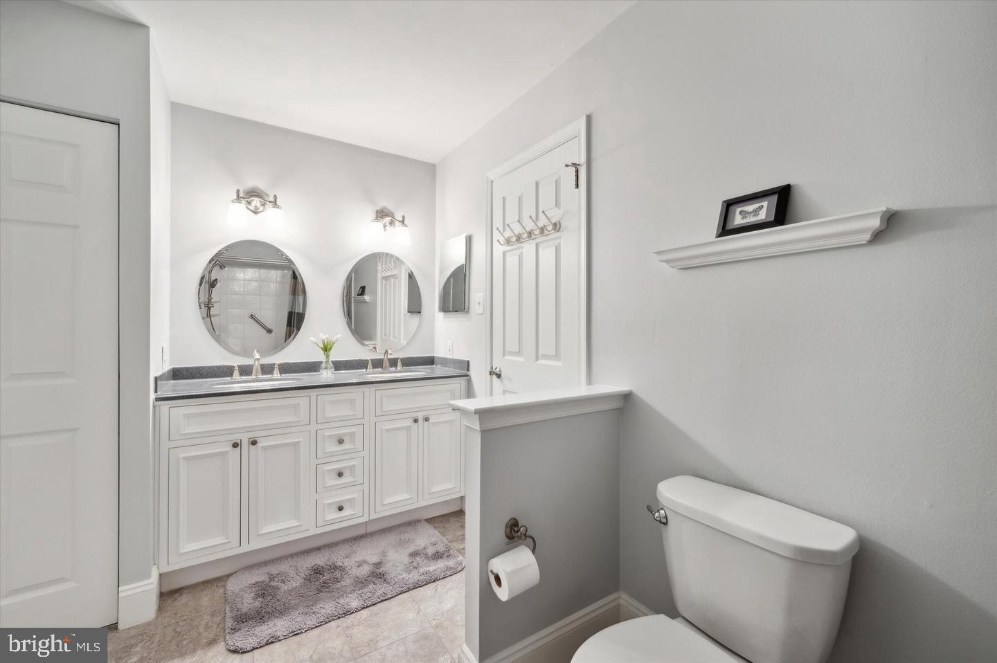 CAMBRIDGE SQ - Residential Lease