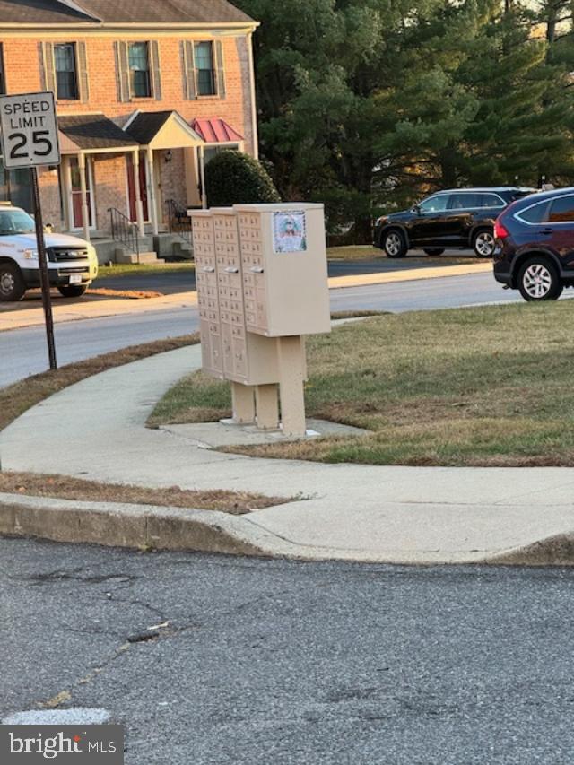 CAMBRIDGE SQ - Residential Lease