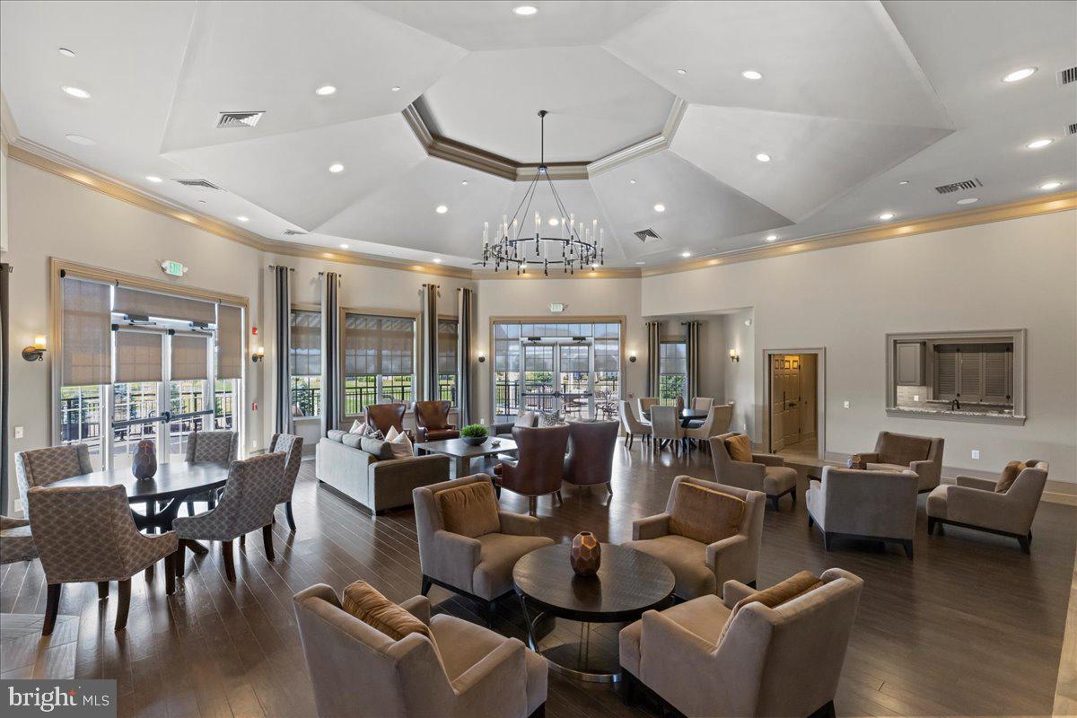 REGENCY AT HILLTOWN - Residential