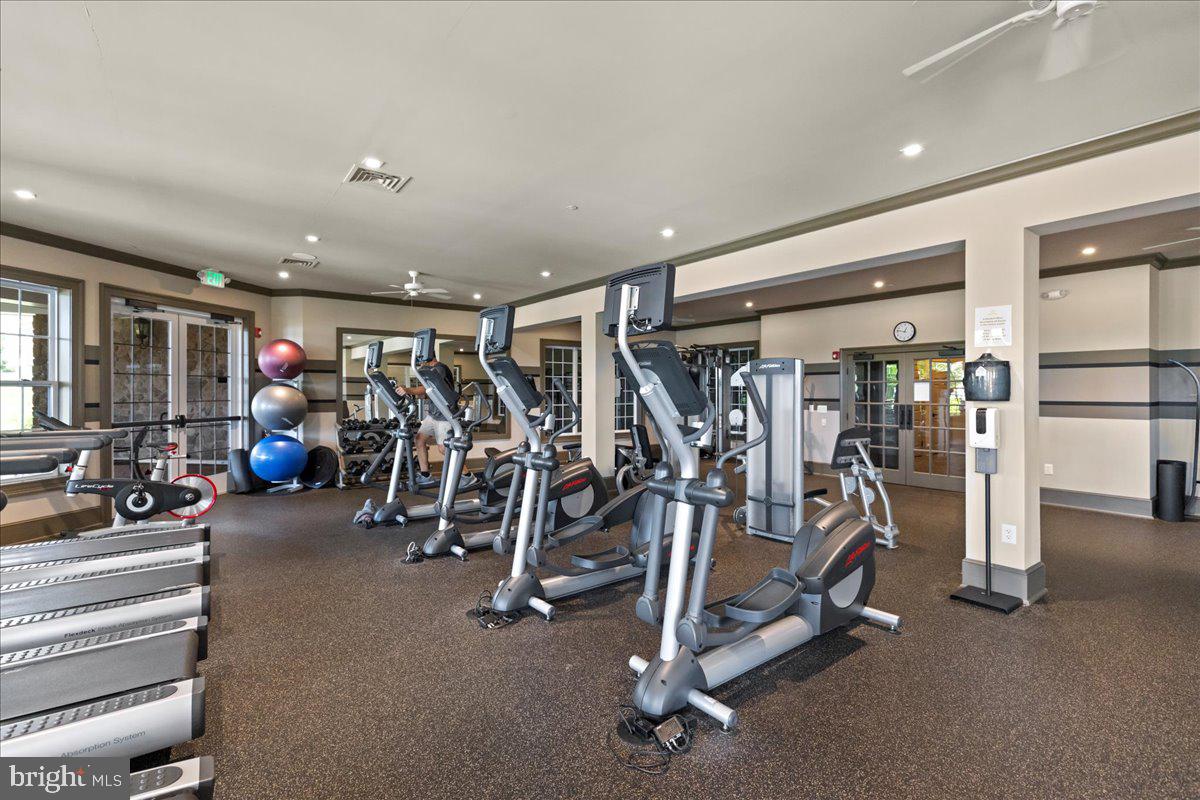 REGENCY AT HILLTOWN - Residential