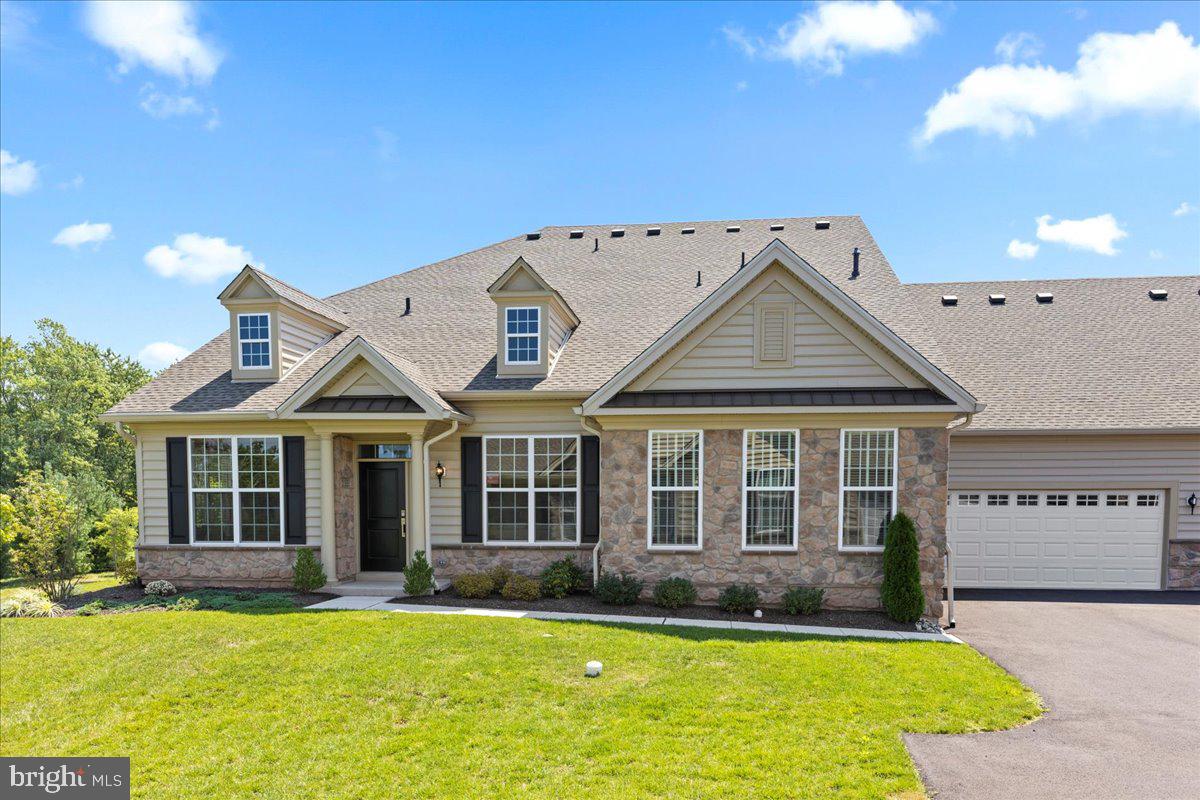 REGENCY AT HILLTOWN - Residential