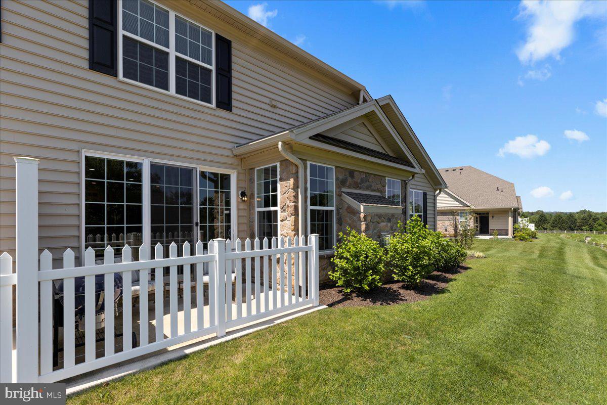 REGENCY AT HILLTOWN - Residential