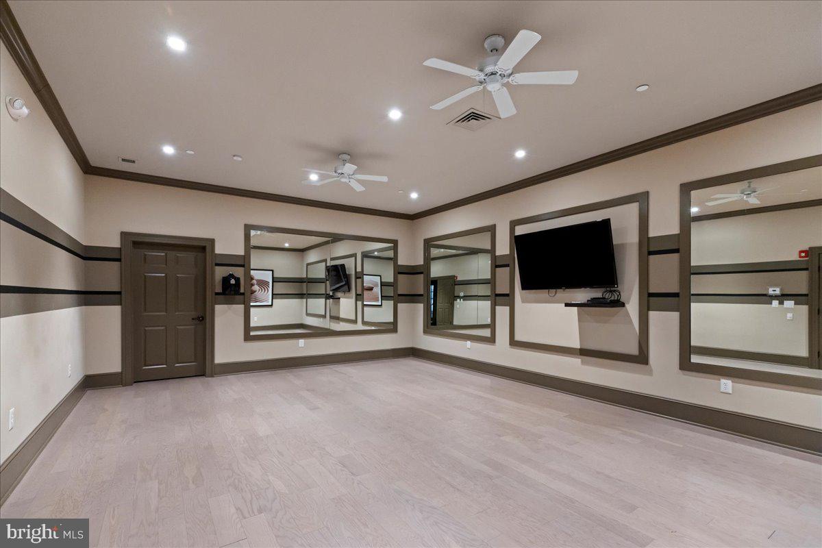 REGENCY AT HILLTOWN - Residential