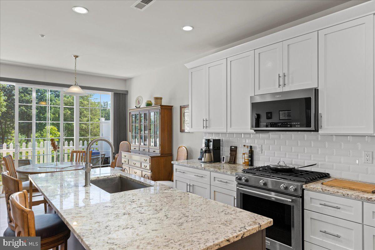 REGENCY AT HILLTOWN - Residential