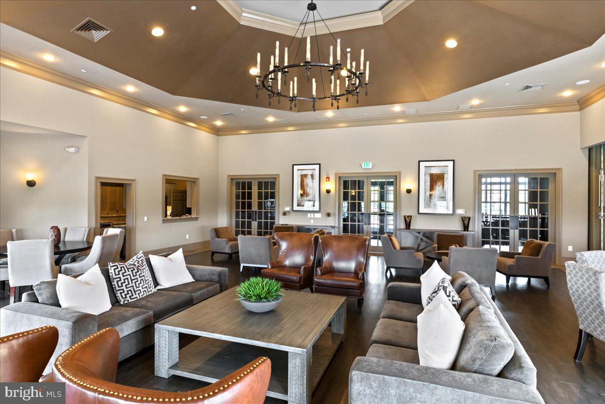 REGENCY AT HILLTOWN - Residential
