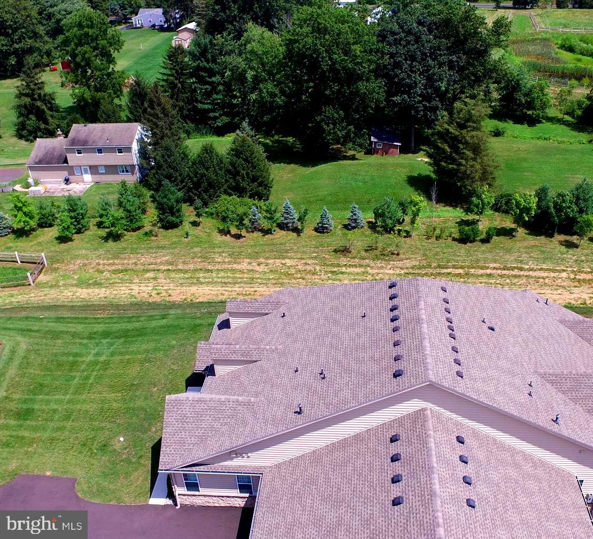 REGENCY AT HILLTOWN - Residential