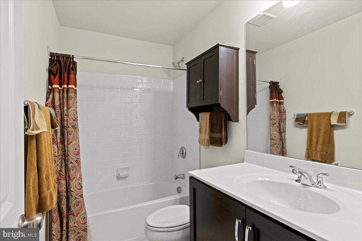 REGENCY AT HILLTOWN - Residential