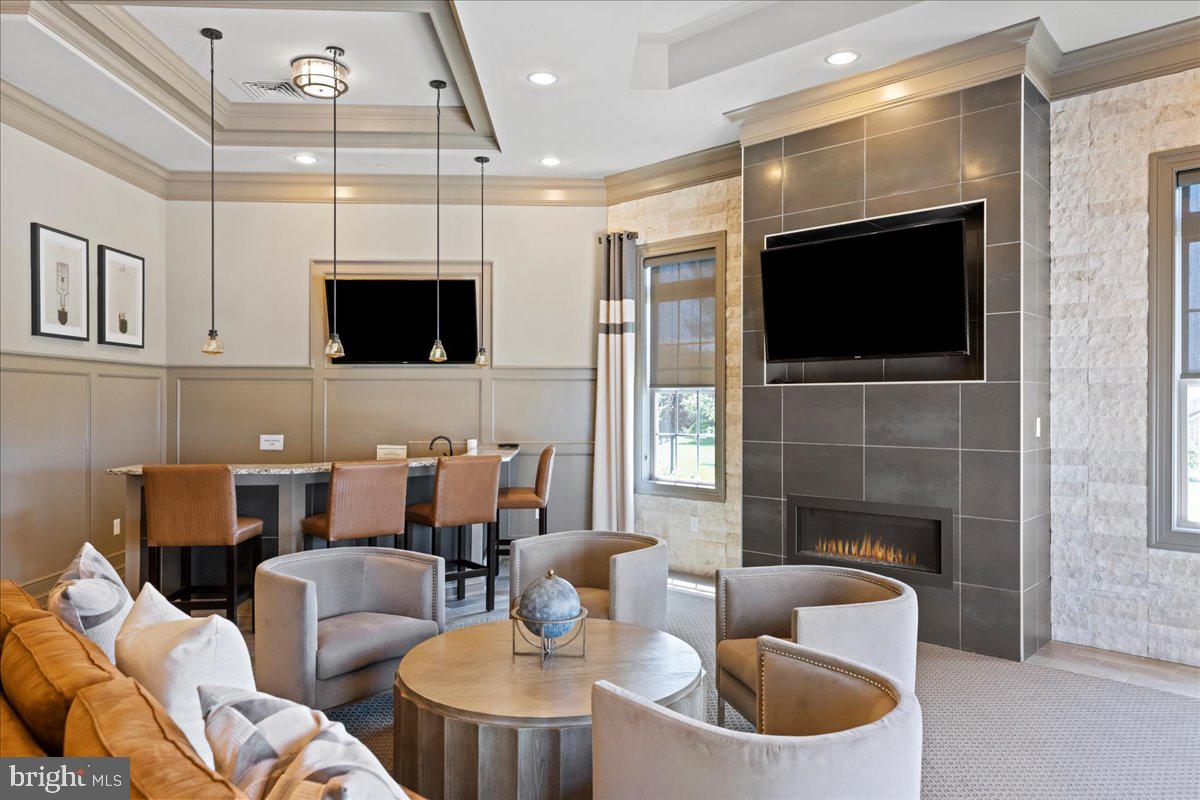REGENCY AT HILLTOWN - Residential