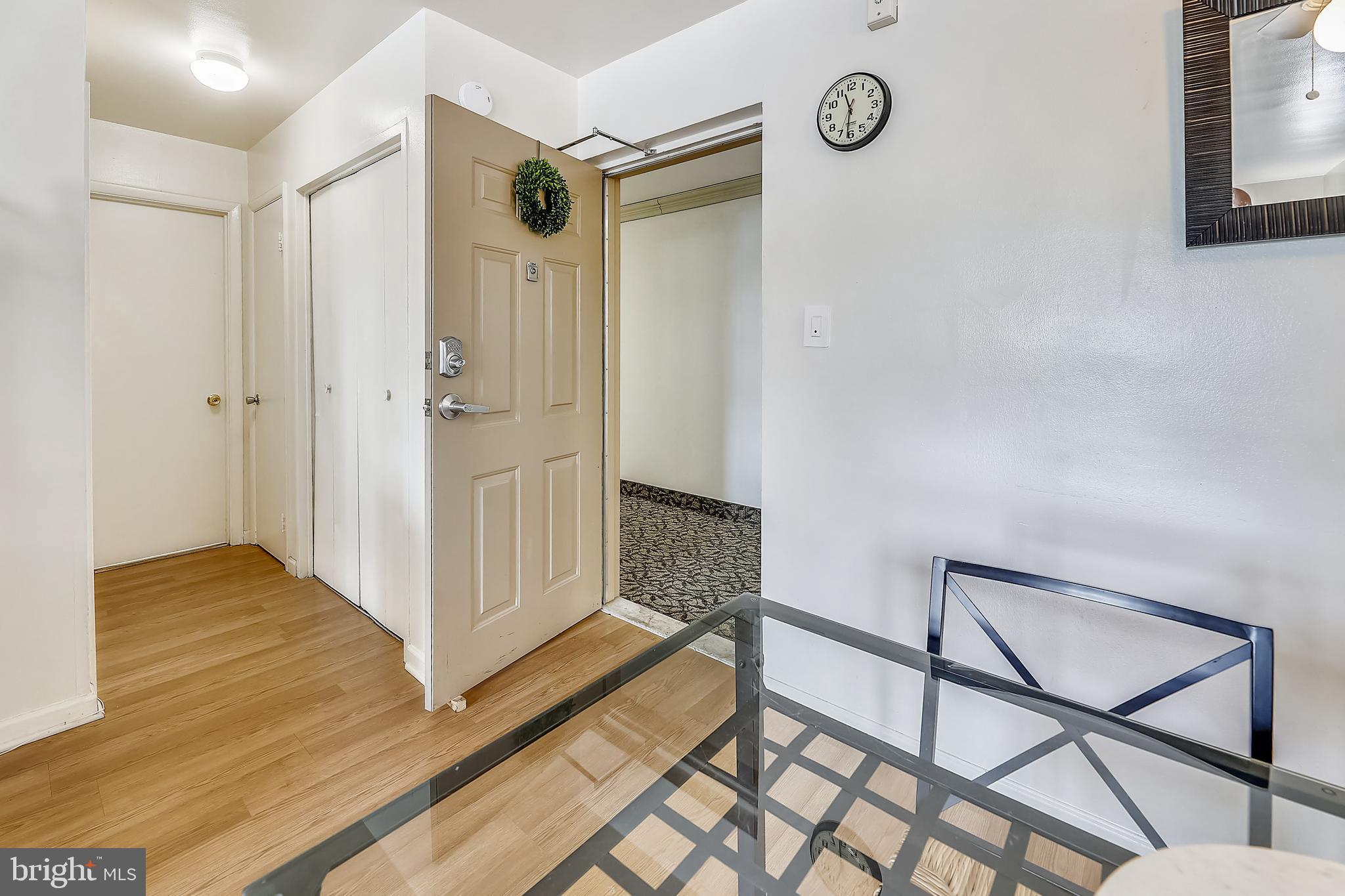 COLLEGE PARK TOWERS COND - Residential