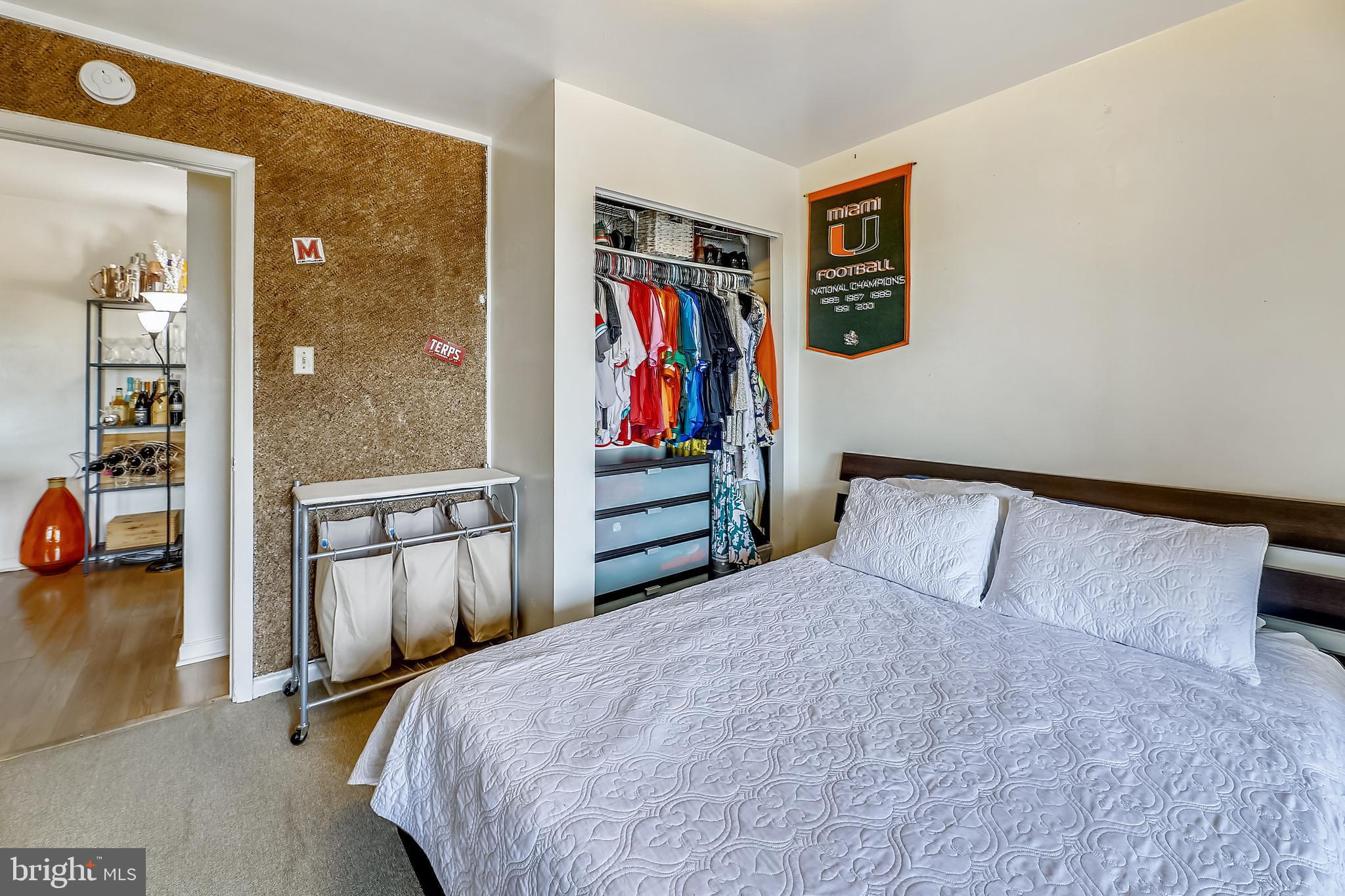 COLLEGE PARK TOWERS COND - Residential