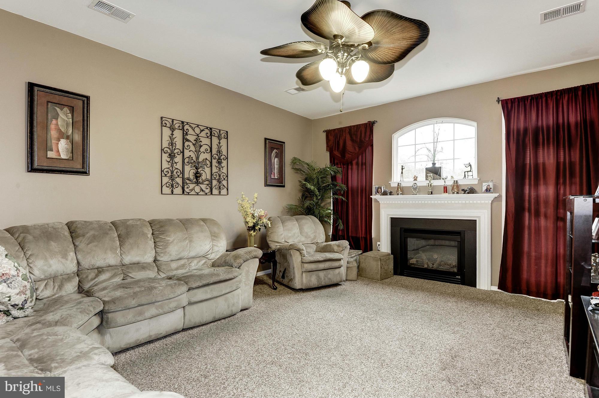 ASHBURN VILLAGE - Residential