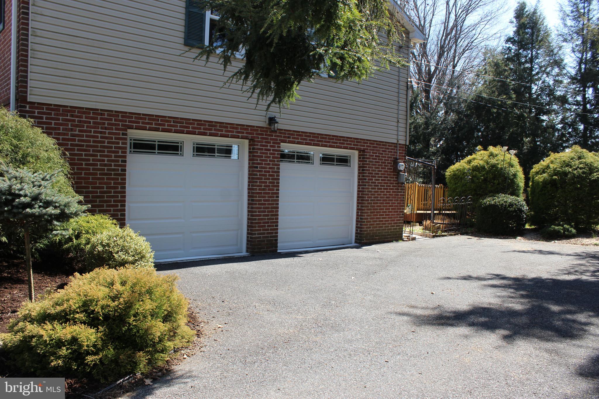 SCHOOL VALLEY FARMS - Residential