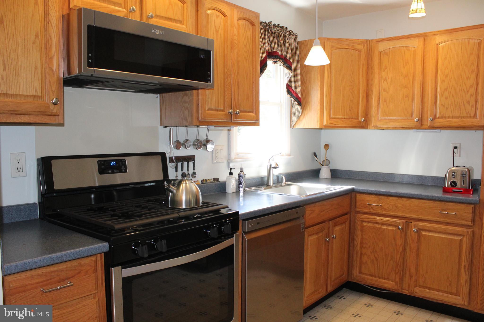 SCHOOL VALLEY FARMS - Residential