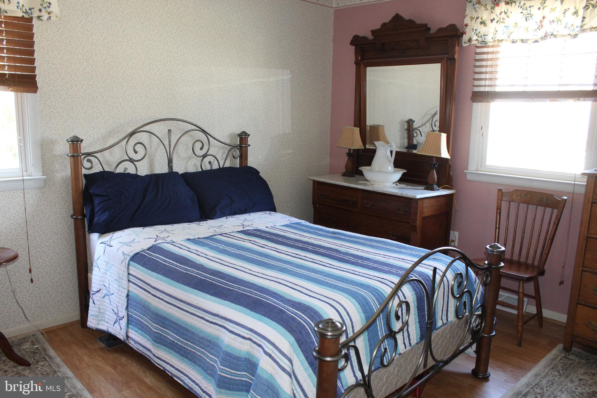 SCHOOL VALLEY FARMS - Residential