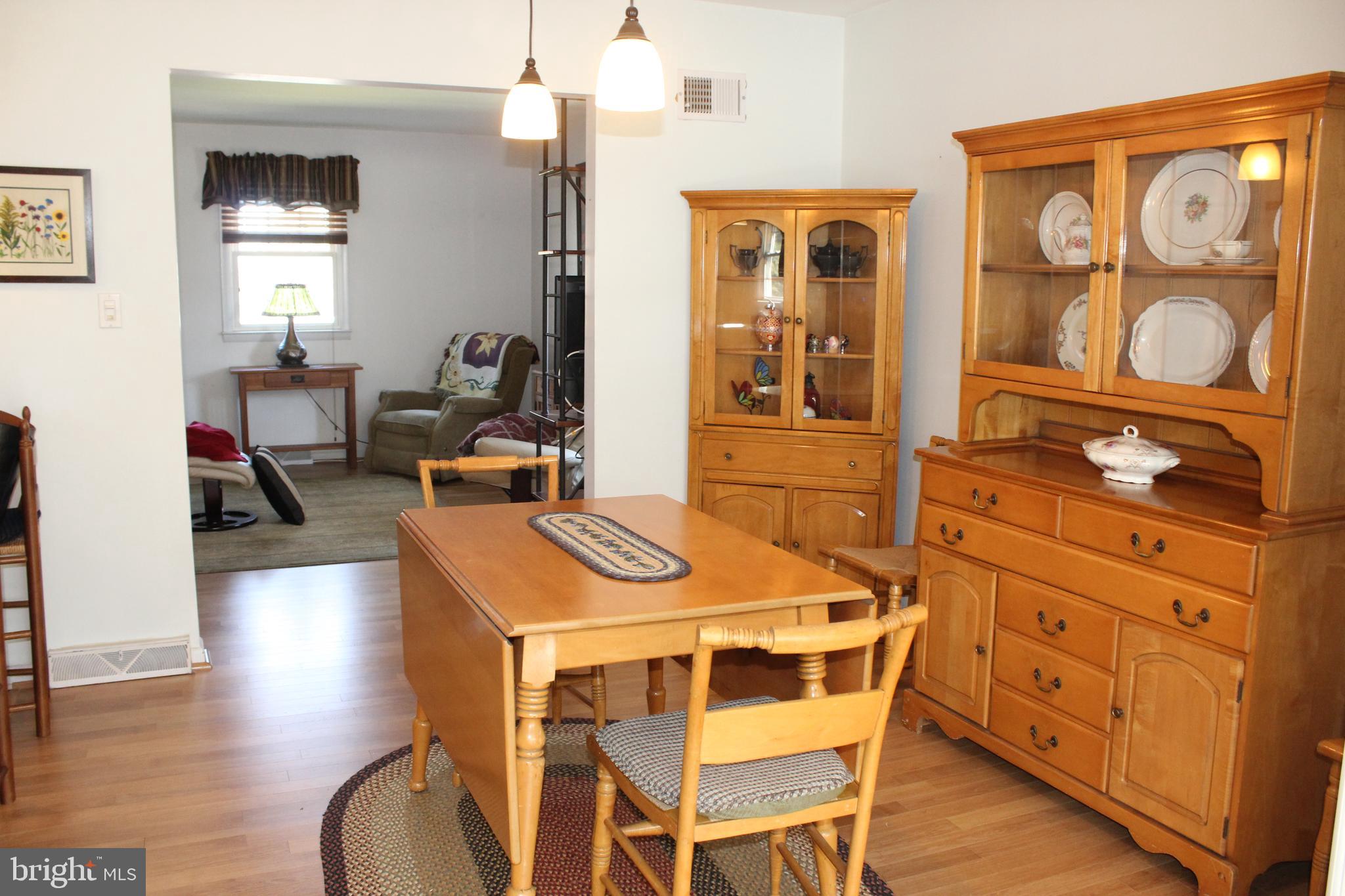 SCHOOL VALLEY FARMS - Residential