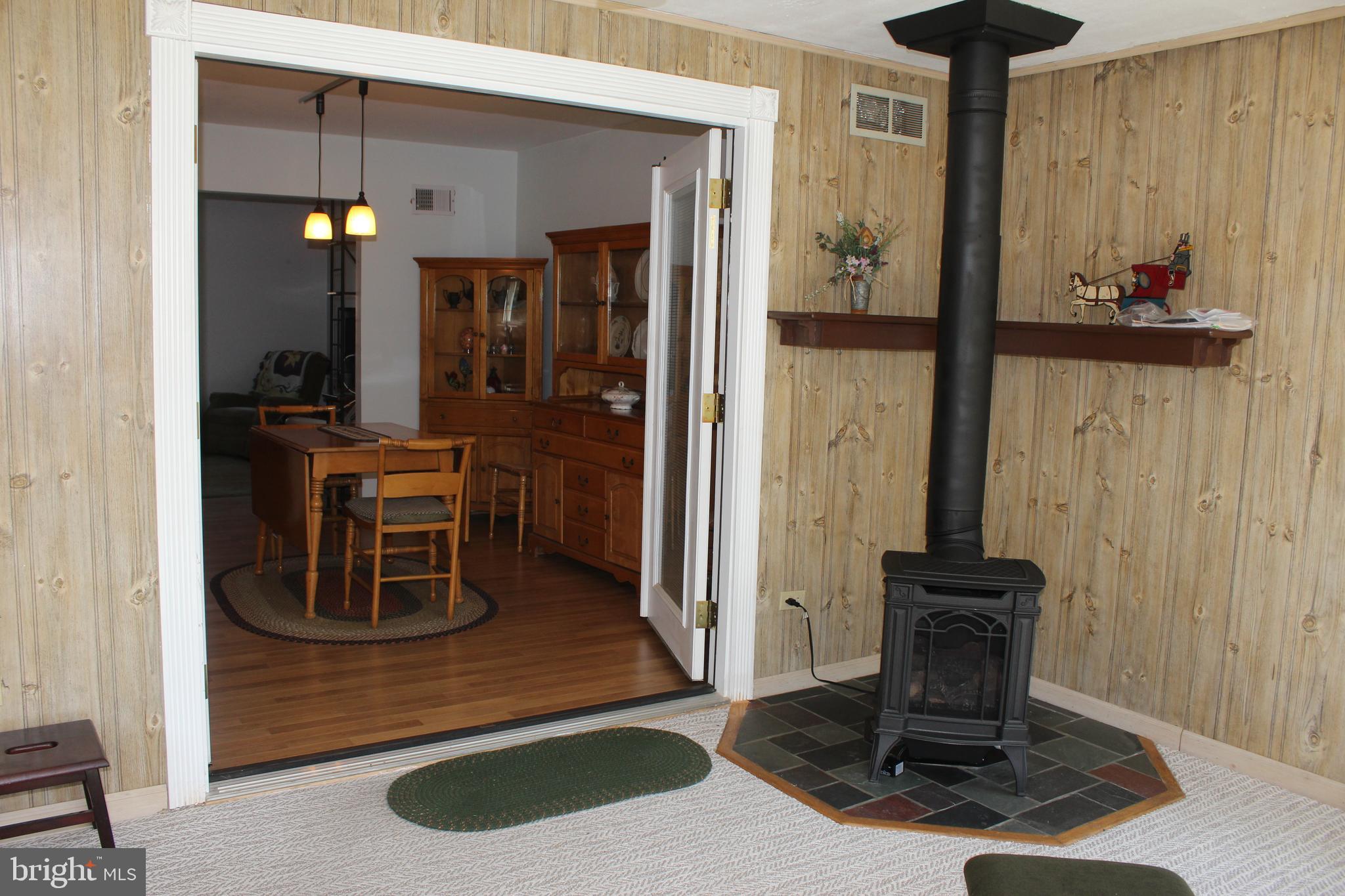 SCHOOL VALLEY FARMS - Residential