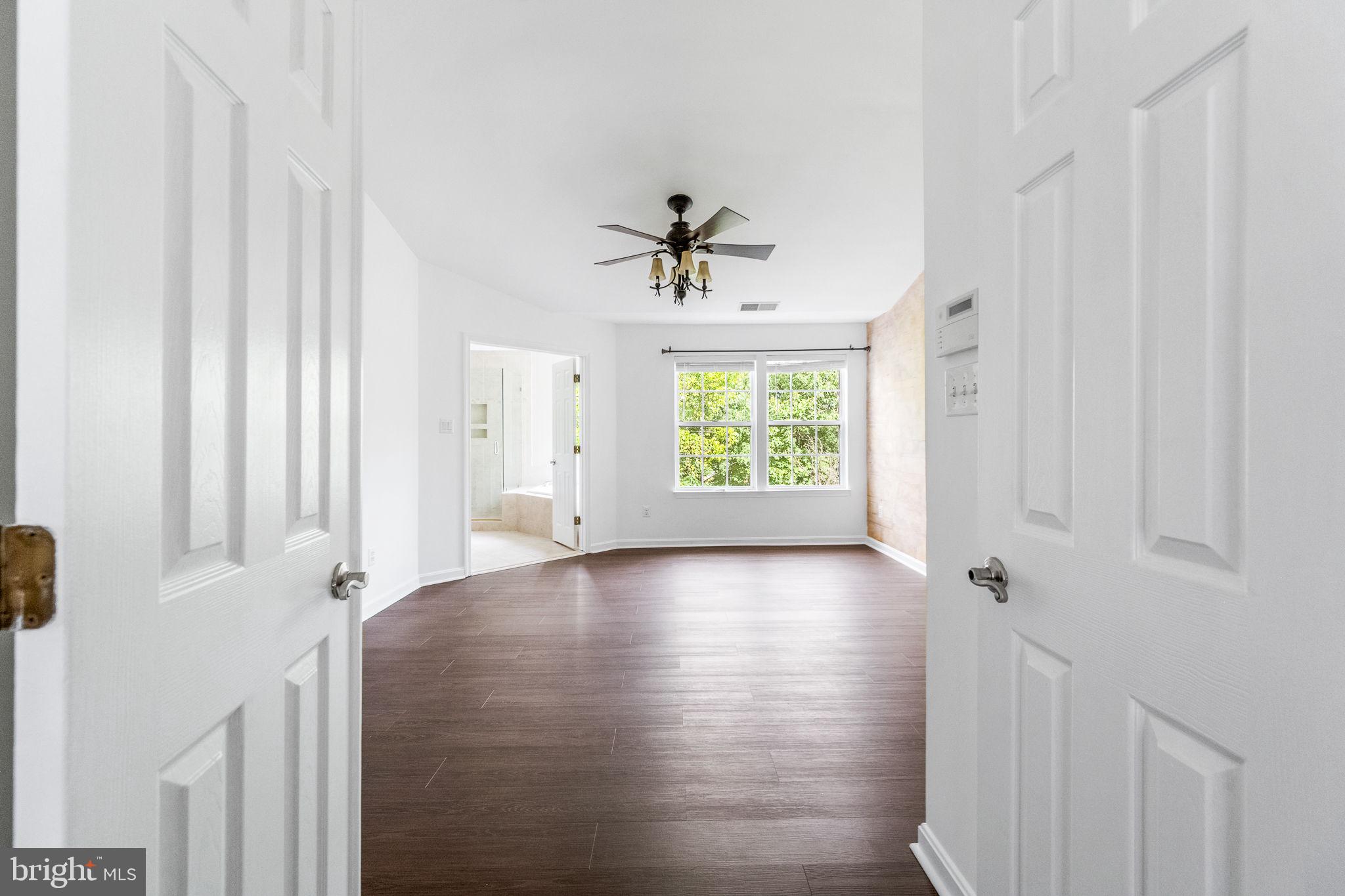 BROADLANDS - Residential