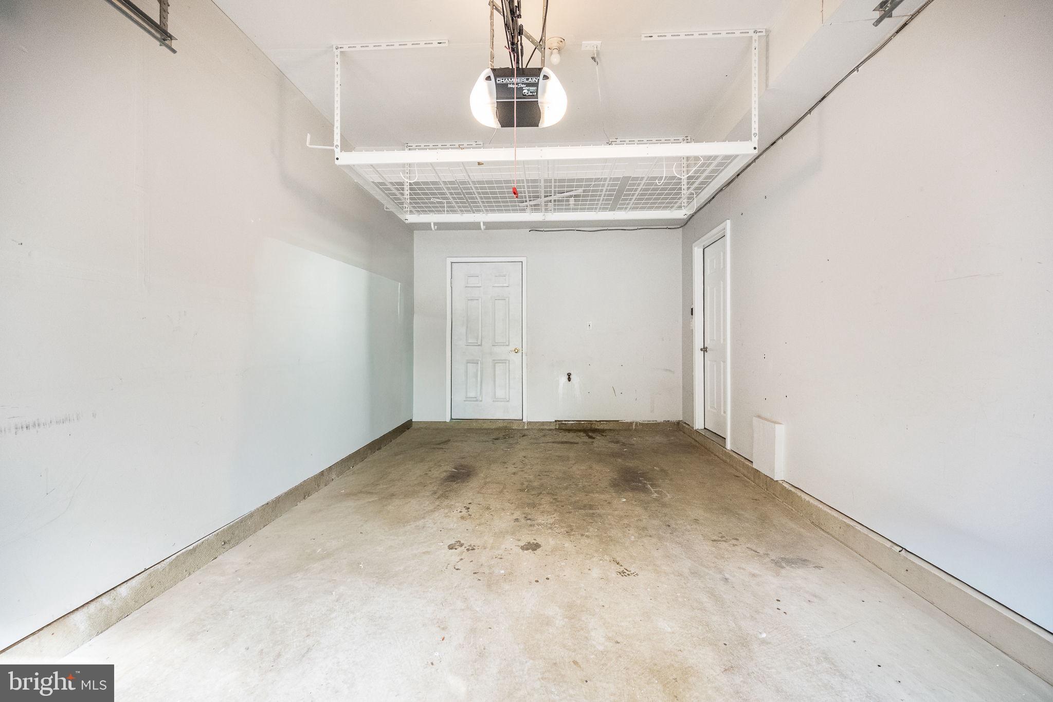 BROADLANDS - Residential