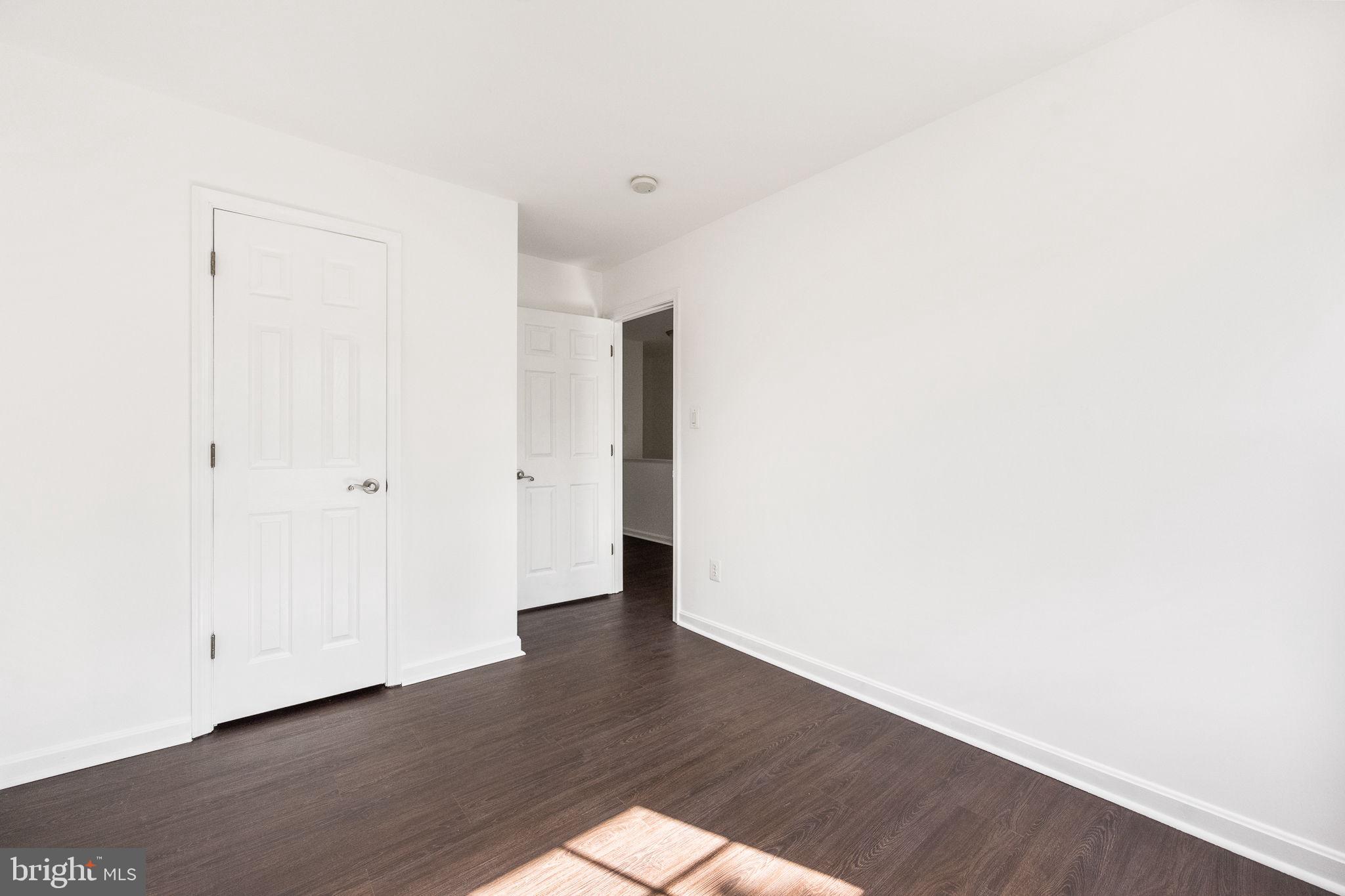 BROADLANDS - Residential