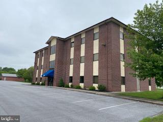 1229 W LINCOLN HIGHWAY