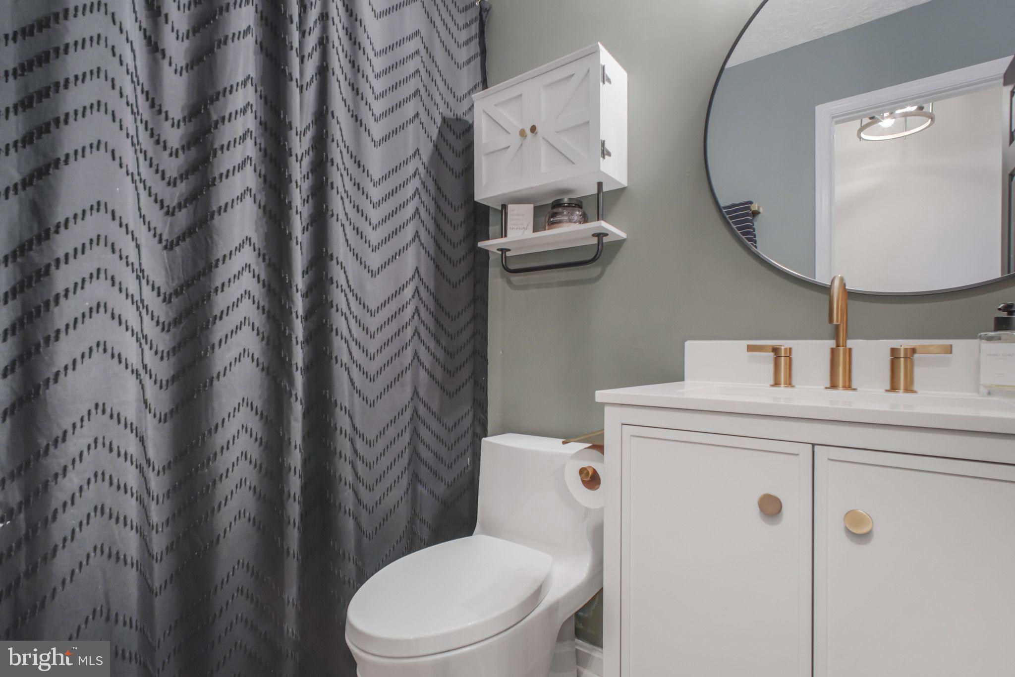 FALCON RIDGE - Residential