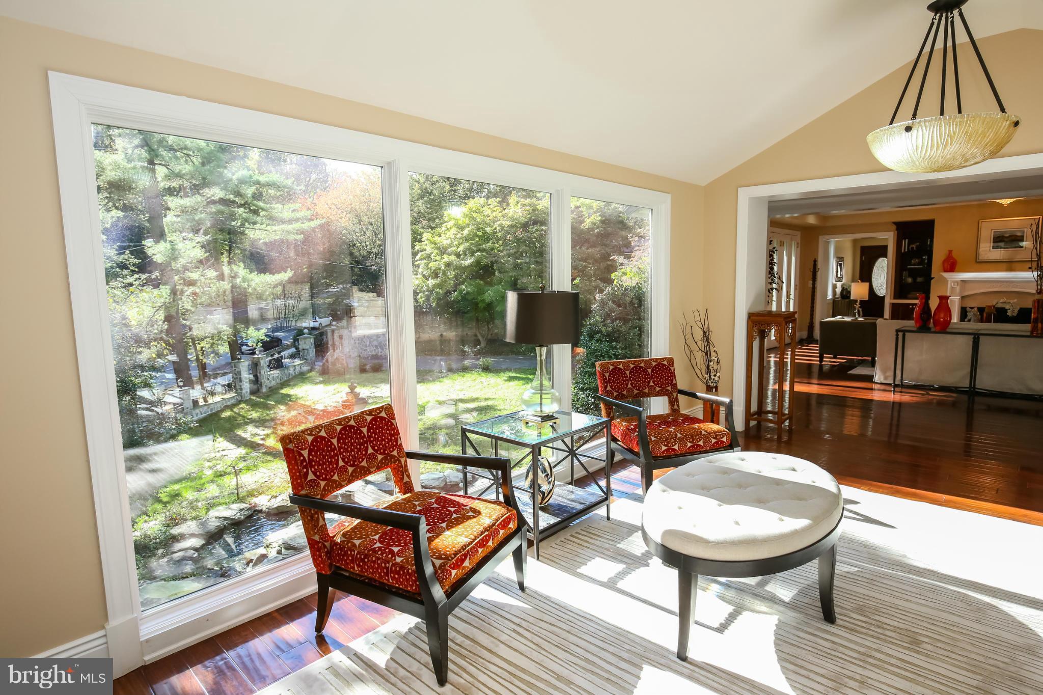 FOREST HILLS - Residential