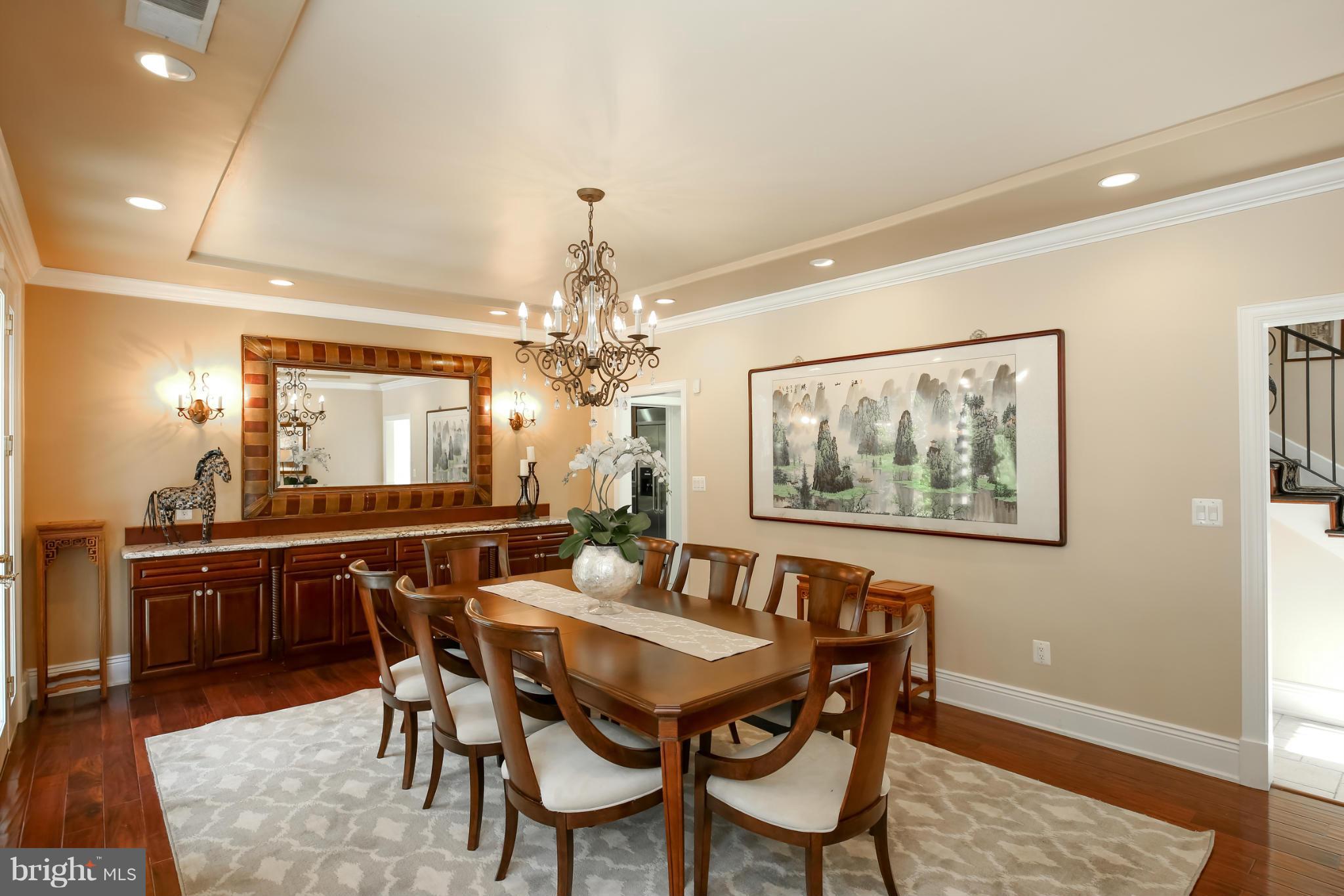 FOREST HILLS - Residential