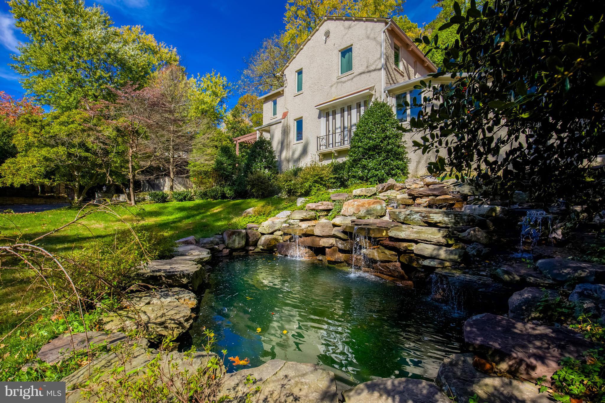 FOREST HILLS - Residential